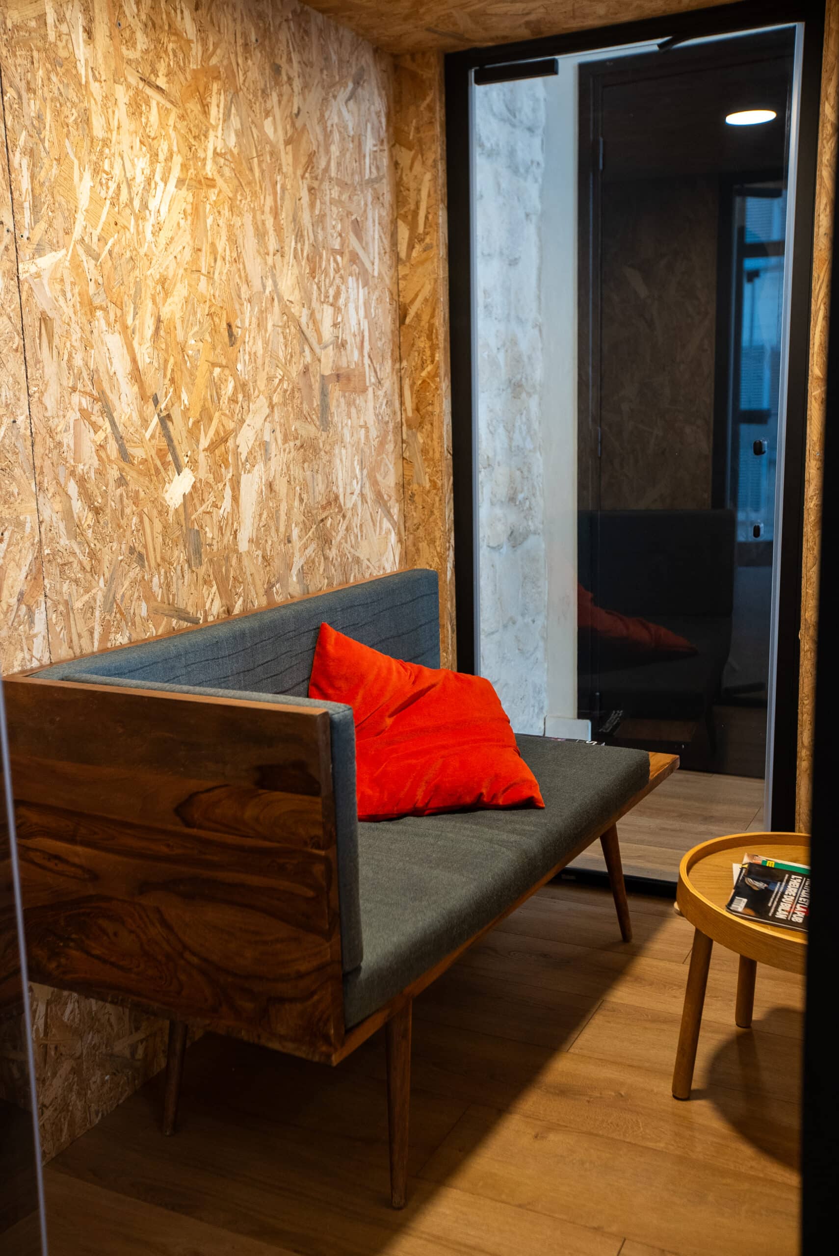 UN BUREAU À QUELQUES PAS DE MONTPARNASSE